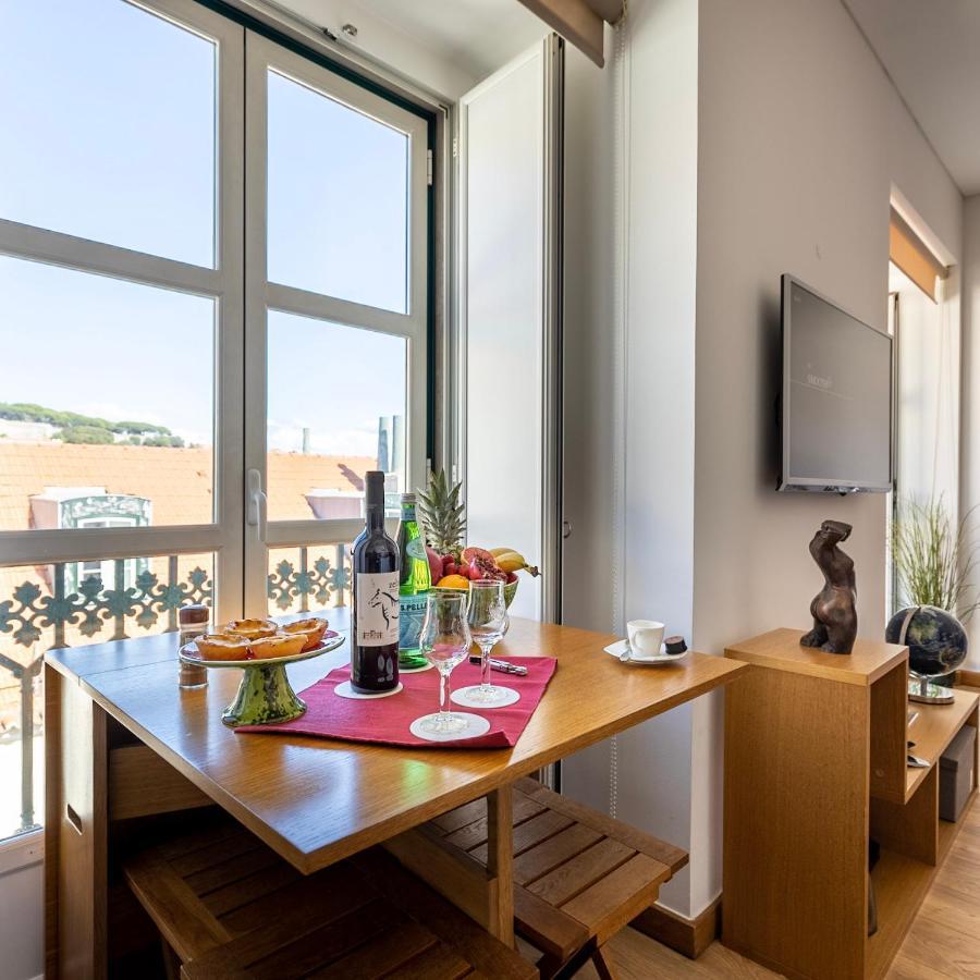 Chiado Apartment With View To The Castle Lissabon Exterior foto