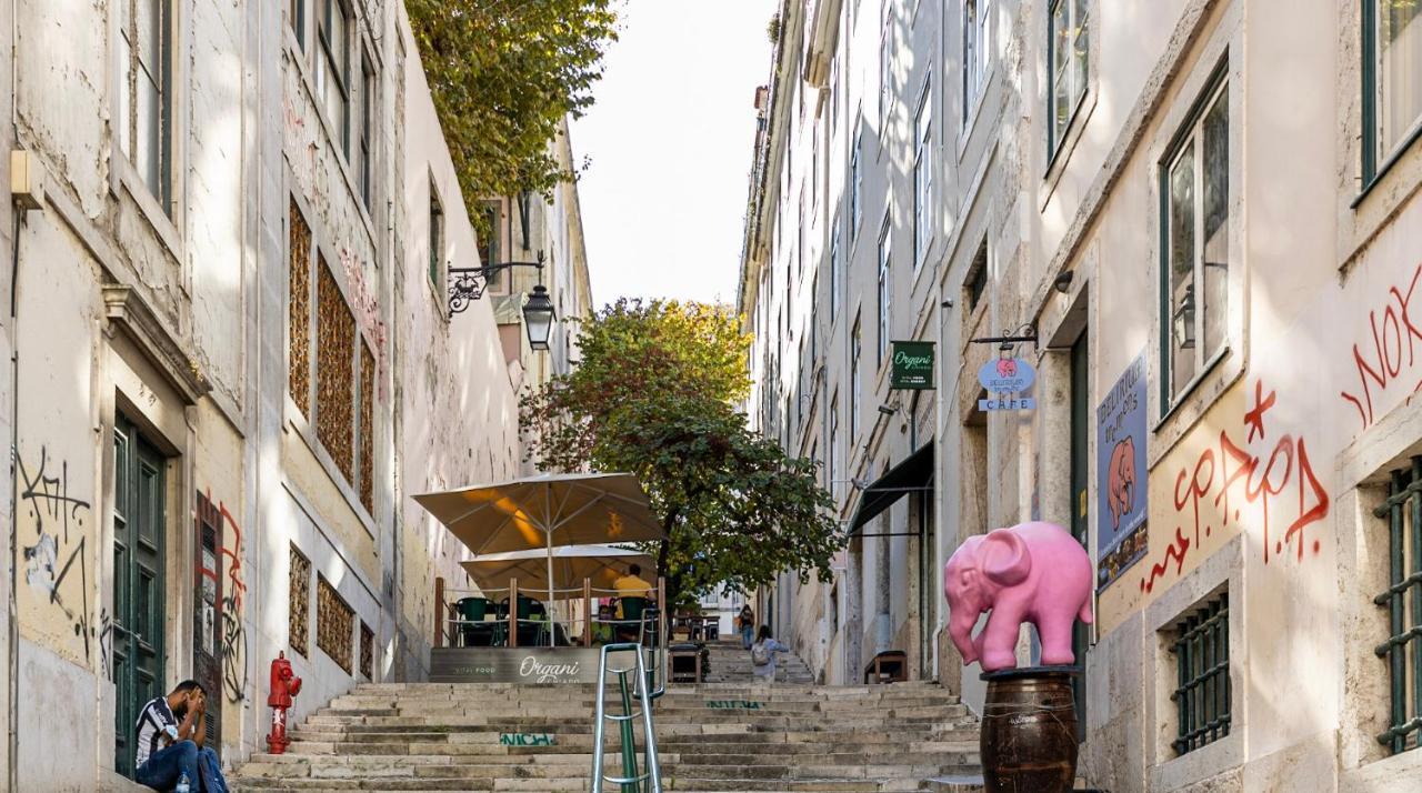 Chiado Apartment With View To The Castle Lissabon Exterior foto